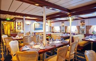 Star Clippers, Star Clipper Dining 1.jpg